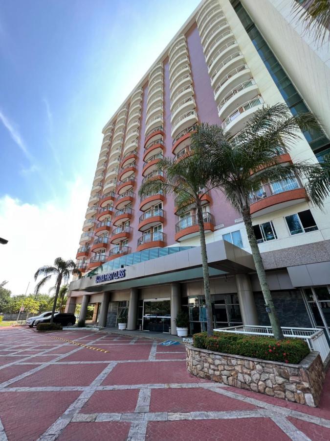 Flat Com Vista Panoramica -15- Na Barra Da Tijuca - Estacionamento Gratuito - Frigobar - Ar Condicionado - Piscina - Academia - Balsa Para Praia Gratis - Varanda - Vista Parcial Mar E Lagoa Rio de Janeiro Exterior foto