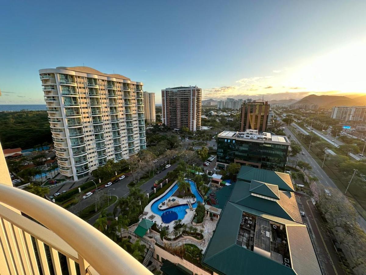 Flat Com Vista Panoramica -15- Na Barra Da Tijuca - Estacionamento Gratuito - Frigobar - Ar Condicionado - Piscina - Academia - Balsa Para Praia Gratis - Varanda - Vista Parcial Mar E Lagoa Rio de Janeiro Exterior foto