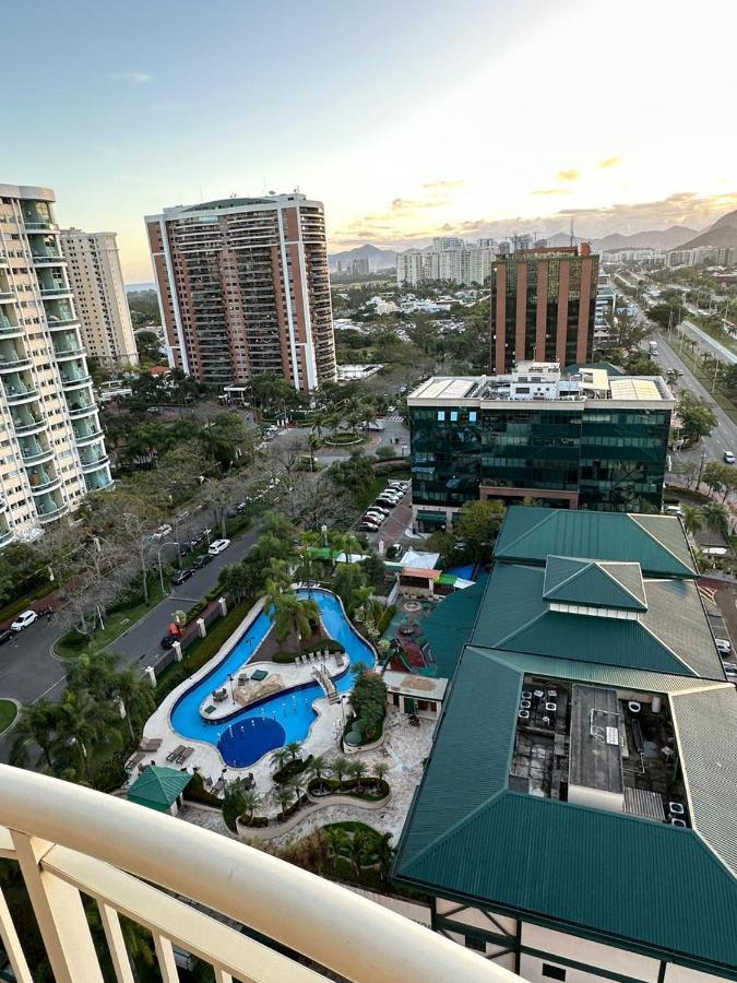 Flat Com Vista Panoramica -15- Na Barra Da Tijuca - Estacionamento Gratuito - Frigobar - Ar Condicionado - Piscina - Academia - Balsa Para Praia Gratis - Varanda - Vista Parcial Mar E Lagoa Rio de Janeiro Exterior foto