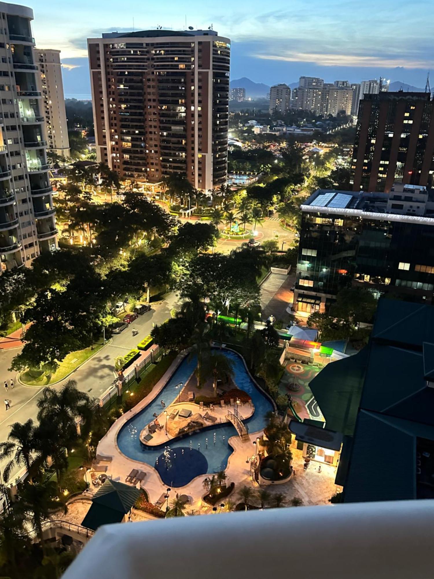 Flat Com Vista Panoramica -15- Na Barra Da Tijuca - Estacionamento Gratuito - Frigobar - Ar Condicionado - Piscina - Academia - Balsa Para Praia Gratis - Varanda - Vista Parcial Mar E Lagoa Rio de Janeiro Exterior foto